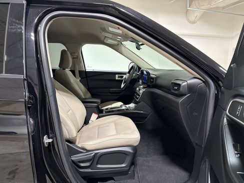 Used 2023 Ford Explorer 4WD image 21