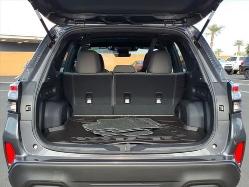 Certified 2025 Subaru Forester w/ Convenience Package #2 image 17