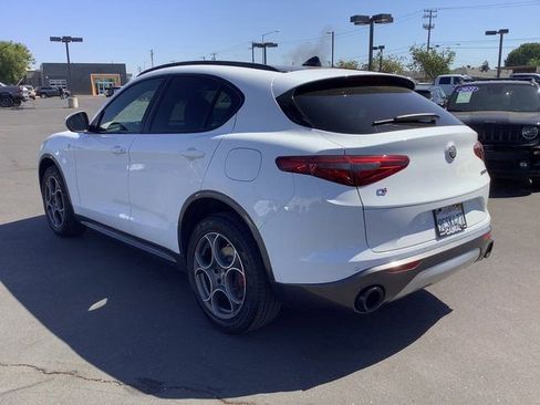 Used 2022 Alfa Romeo Stelvio Ti image 22