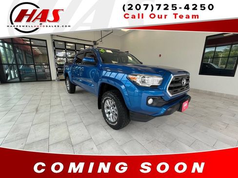 Used 2017 Toyota Tacoma SR5 w/ Tow Package AWD/4WD image 7