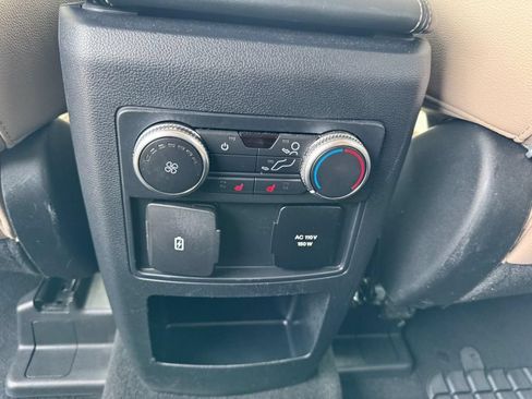 Used 2021 Ford Explorer Limited AWD/4WD image 12