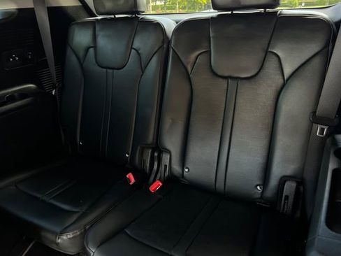 Used 2025 Kia Sorento EX AWD/4WD image 17