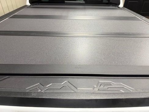 Used 2024 Chevrolet Colorado Trail Boss w/ Technology Package image 10