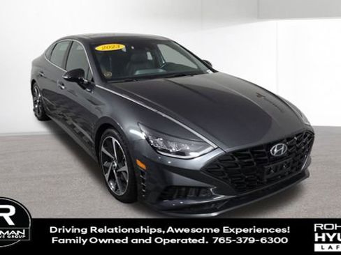 Used 2023 Hyundai Sonata SEL Plus image 3
