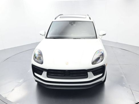 Certified 2026 Porsche Macan AWD/4WD image 44
