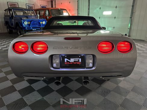 Used 2000 Chevrolet Corvette Coupe w/ Memory Pkg RWD image 54
