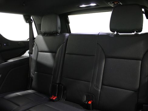 Used 2024 Chevrolet Tahoe Z71 image 28