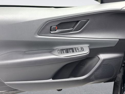 Used 2024 Toyota Prius LE image 9