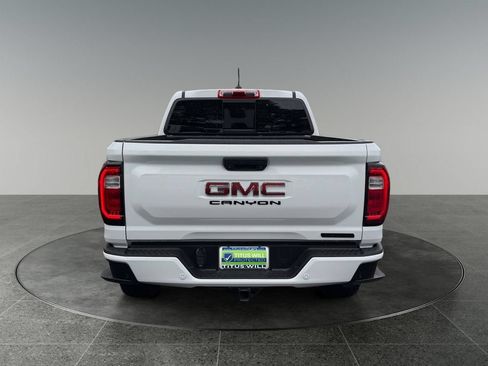 Used 2023 GMC Canyon Elevation w/ Convenience Package AWD/4WD image 8