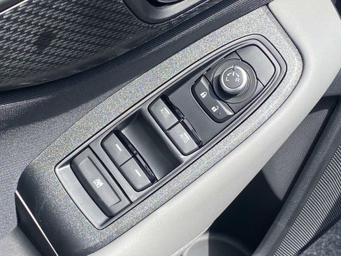 Used 2025 Subaru Outback Premium w/ Popular Package #1 image 6