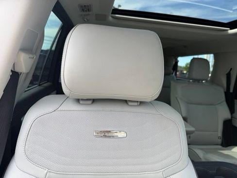 Used 2025 Ford Expedition Max Platinum w/ Platinum Ultimate Package AWD/4WD image 41