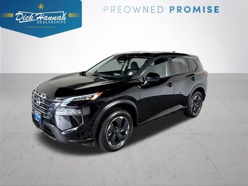 Used 2024 Nissan Rogue SV image 1