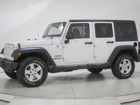 Used 2014 Jeep Wrangler Unlimited Sport w/ Quick Order Package 24S AWD/4WD image 4