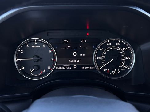 Used 2024 Mitsubishi Outlander AWD image 17