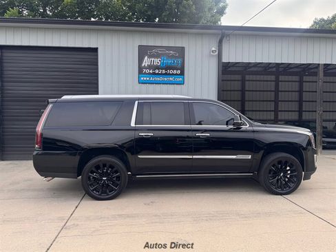 Used 2019 Cadillac Escalade ESV Premium Luxury RWD image 7