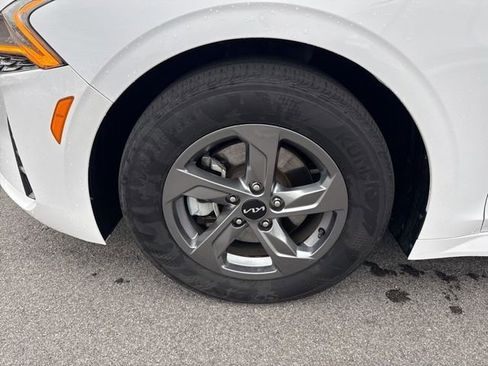Certified 2024 Kia K5 LXS FWD image 29