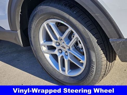 New 2026 Ford Explorer Active image 9