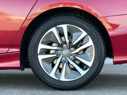 Used 2022 Honda Accord Hybrid image 24