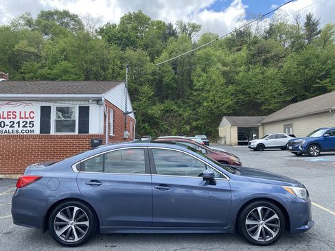 Used 2015 Subaru Legacy 3.6R Limited AWD/4WD image 5