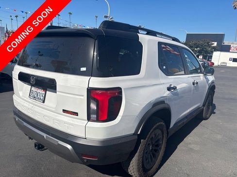 Used 2026 Honda Passport TrailSport image 4