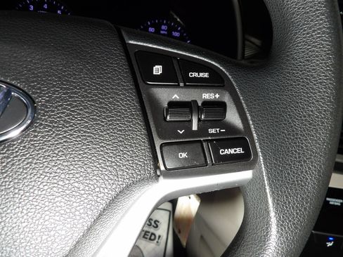 Used 2019 Hyundai Tucson SE FWD image 18