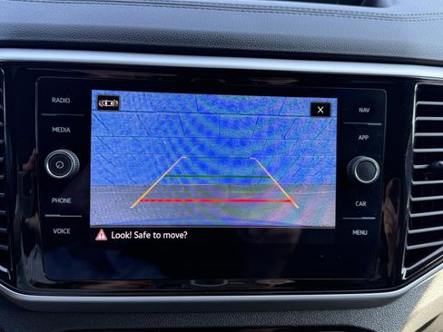 Used 2022 Volkswagen Atlas Cross Sport SEL Premium R-Line image 10