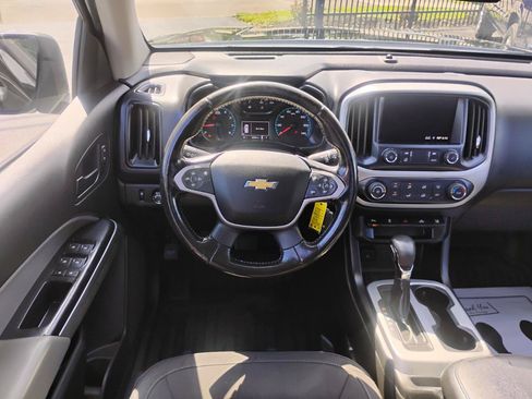 Used 2022 Chevrolet Colorado LT w/ Fleet Safety Package RWD image 29