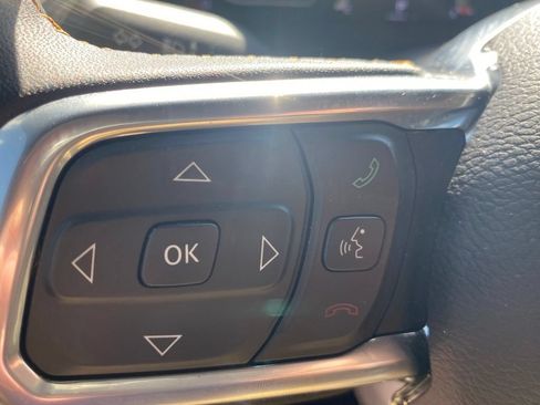 Used 2024 Jeep Wrangler Unlimited Sahara AWD/4WD image 25