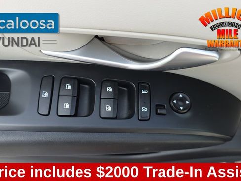 Used 2023 Hyundai Tucson SEL w/ Convenience Package image 13