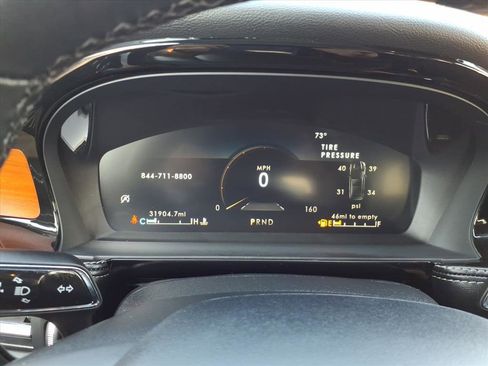 Used 2022 Lincoln Corsair Reserve w/ Elements Package image 15