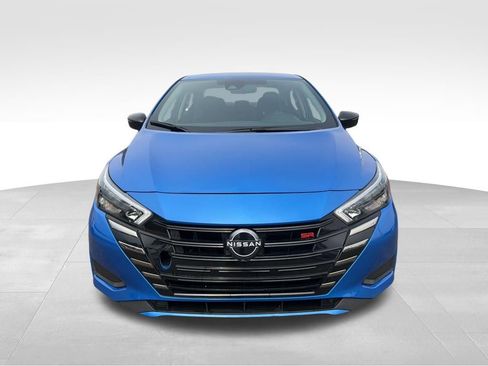 Used 2024 Nissan Versa SR image 9