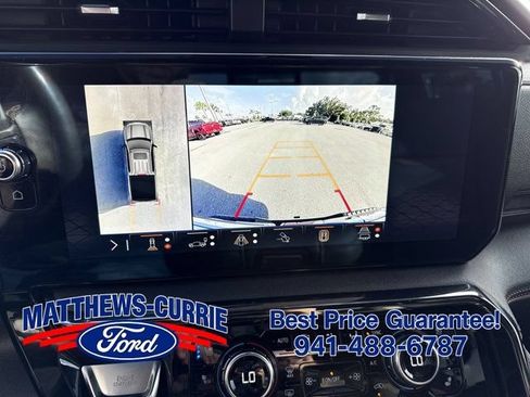 Used 2024 GMC Sierra 1500 AT4 w/ Technology Package AWD/4WD image 19