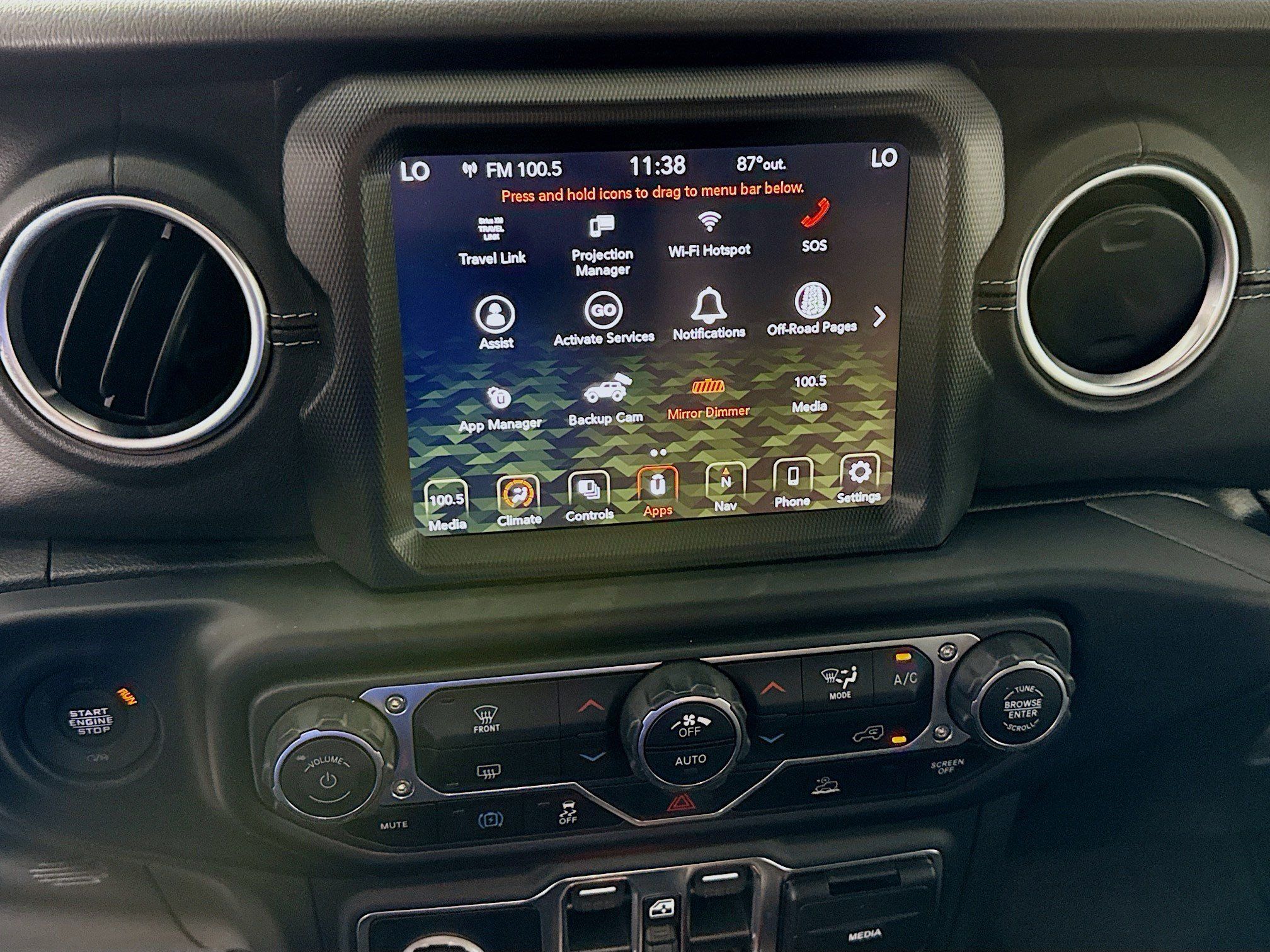 Used 2023 Jeep Wrangler Unlimited Sahara AWD/4WD image 18
