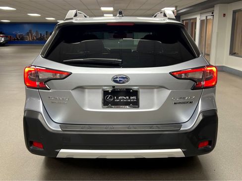 Used 2024 Subaru Outback Touring XT AWD/4WD image 6