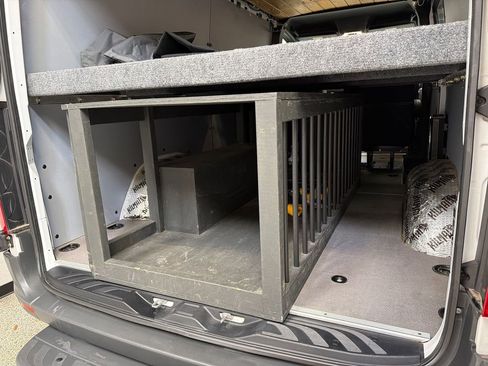 Used 2020 Mercedes-Benz Sprinter 2500 image 43