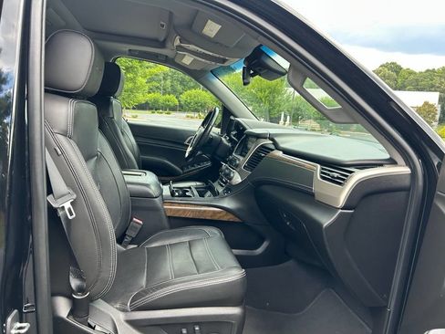Used 2019 GMC Yukon XL Denali w/ Denali Ultimate Package AWD/4WD image 53