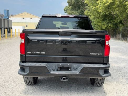Used 2020 Chevrolet Silverado 1500 Custom w/ Custom Value Package RWD image 6