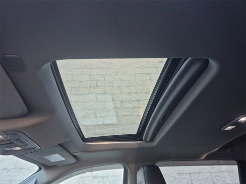 Used 2021 GMC Sierra 2500 Denali w/ Denali Ultimate Package image 13