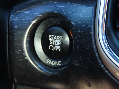 Used 2015 Jeep Grand Cherokee Altitude image 29