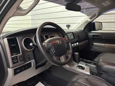 Used 2012 Toyota Tundra 4x4 Double Cab w/ SR5 Pkg image 10