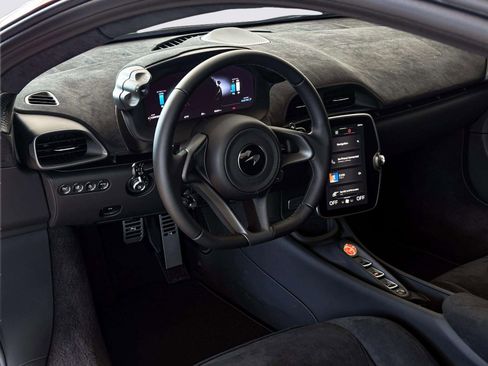 New 2026 McLaren Artura image 20