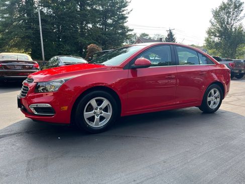 Used 2016 Chevrolet Cruze LT w/ Technology Package image 1