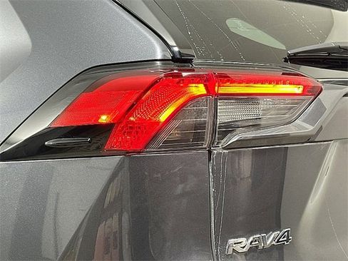 Used 2023 Toyota RAV4 XLE Premium image 26