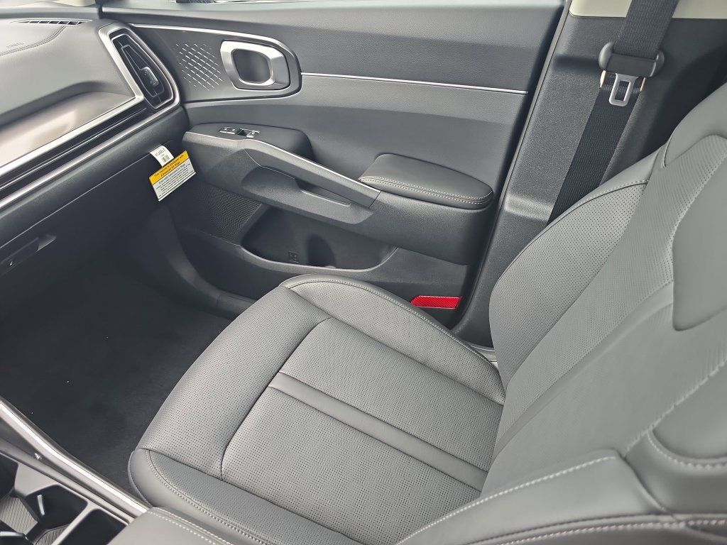 New 2026 Kia Sorento S AWD/4WD image 15