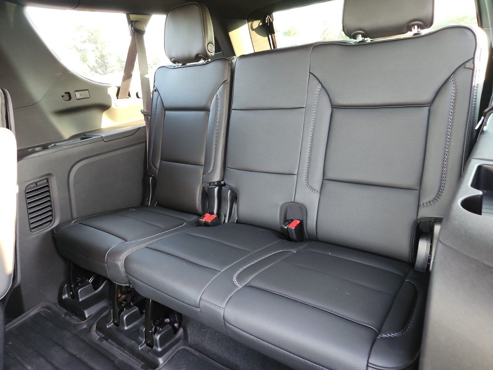 Used 2023 GMC Yukon XL Denali w/ Max Trailering Package AWD/4WD image 10