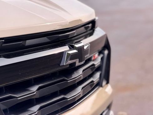 Used 2023 Chevrolet Colorado Z71 w/ Z71 Convenience Package 2 AWD/4WD image 29