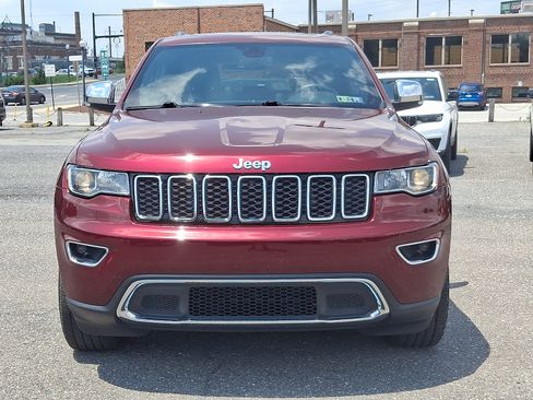 Used 2021 Jeep Grand Cherokee Limited AWD/4WD image 2