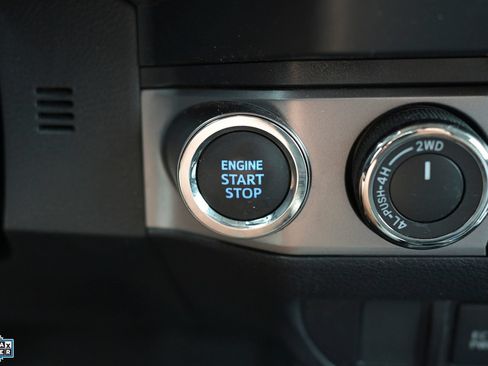 Used 2023 Toyota Tacoma SR5 AWD/4WD image 2