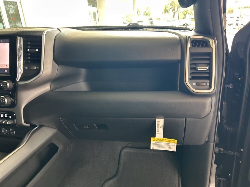 New 2025 RAM 1500 Tradesman AWD/4WD image 21