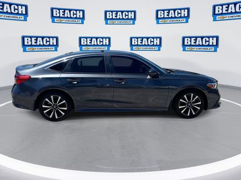 Used 2022 Honda Civic EX image 9